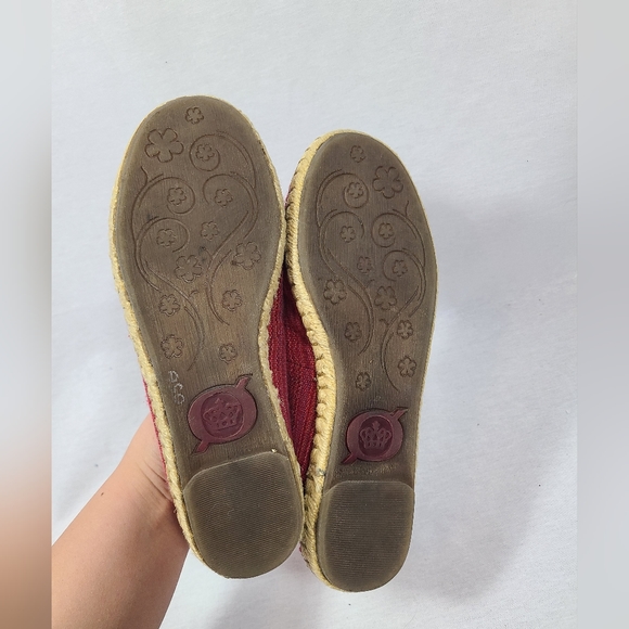 Womens BORN boho flats- Size 7 - Picture 3 of 6
